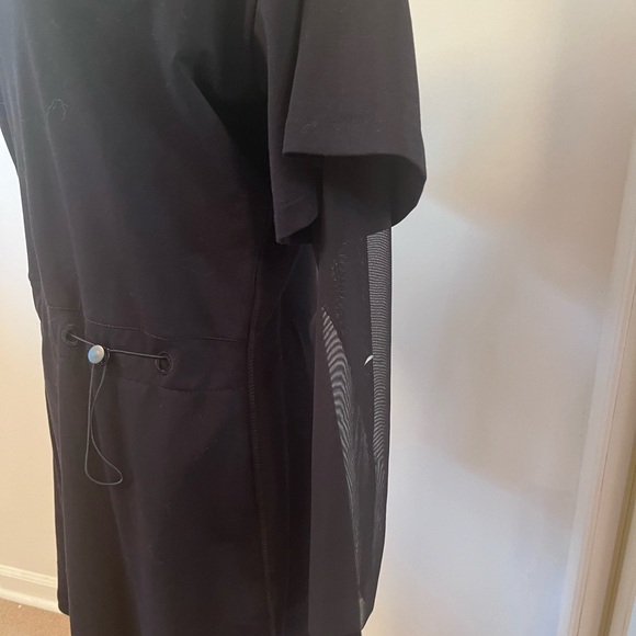 Blue shadow black dress with long sleeve - Picture 2 of 4